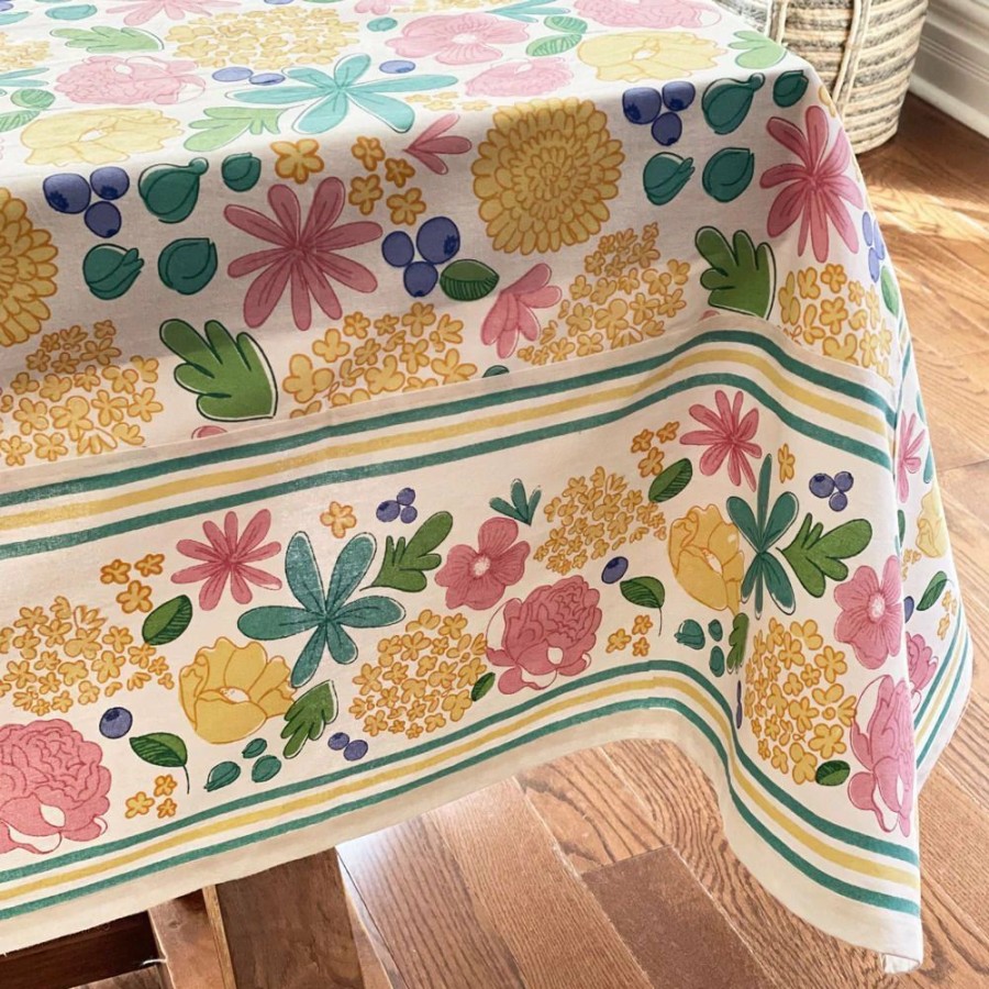 Glassware & Tabletop * | Mahogany Usa Printed 60 X 120 Tablecloth | April