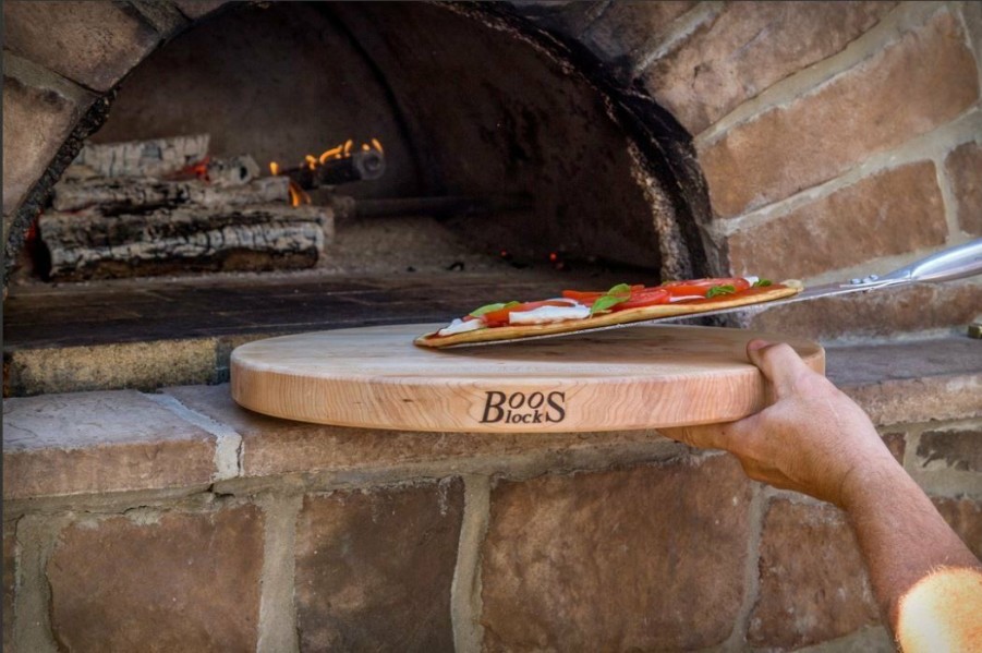 Knives * | John Boos 18 Round Cutting Board Edge Grain Maple