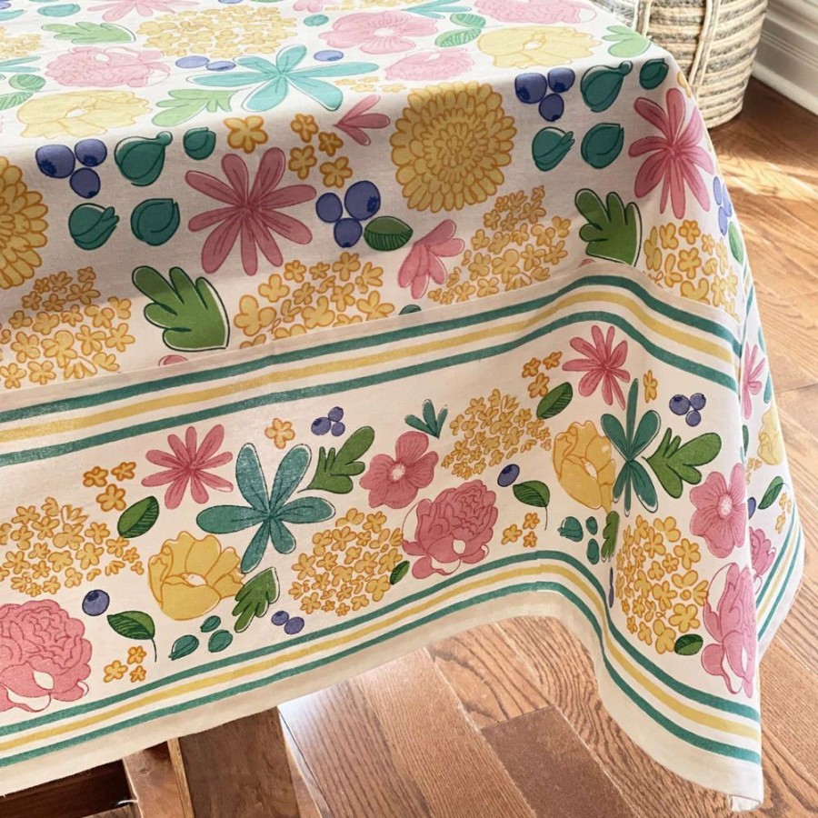 Glassware & Tabletop * | Mahogany Usa Printed 60 X 90 Tablecloth | April