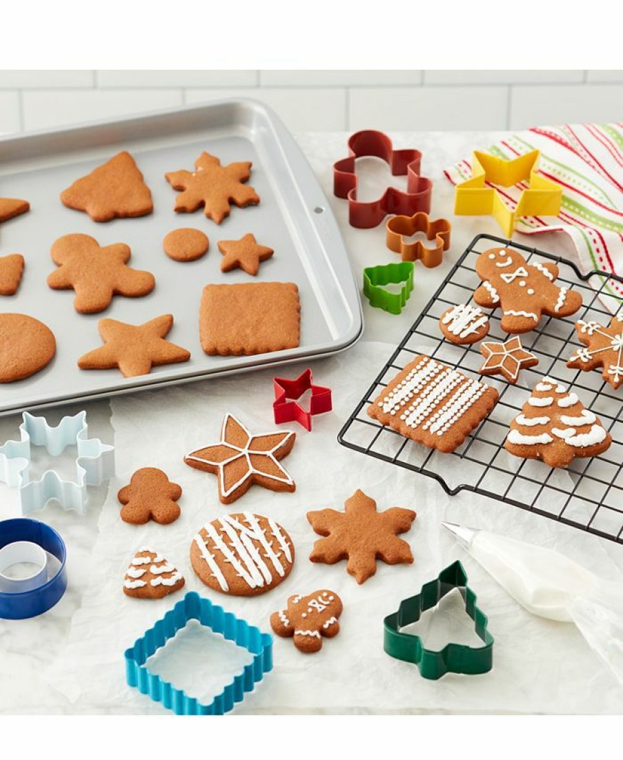 Kitchen * | Wilton Happy Holidays 12-Pc. Cookie Baking Set Assorted